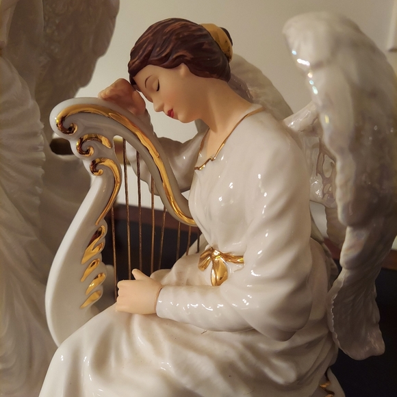 O'Well Angels - Picture 2 of 7